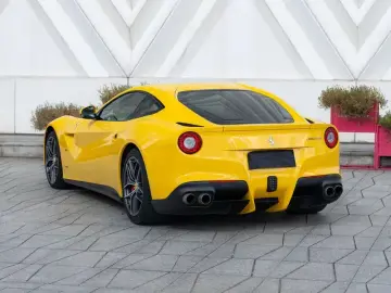 2013 Ferrari F12 с пробегом 36 000 км