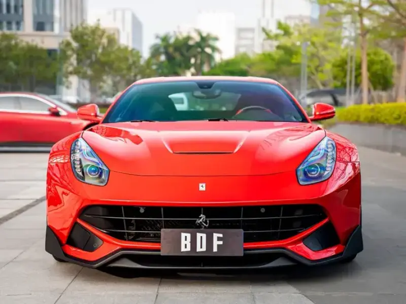 2013 Ferrari F12 с пробегом 20 800 км