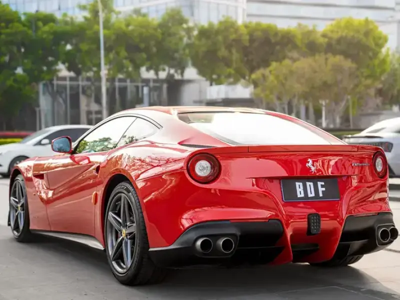 2013 Ferrari F12 с пробегом 20 800 км