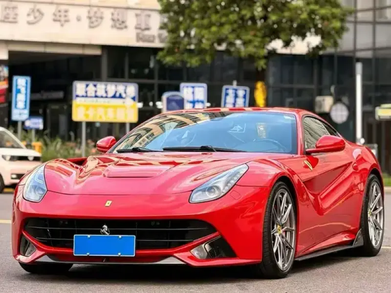 2013 Ferrari F12 с пробегом 68 000 км