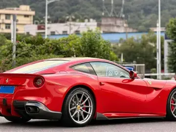 2013 Ferrari F12 с пробегом 68 000 км