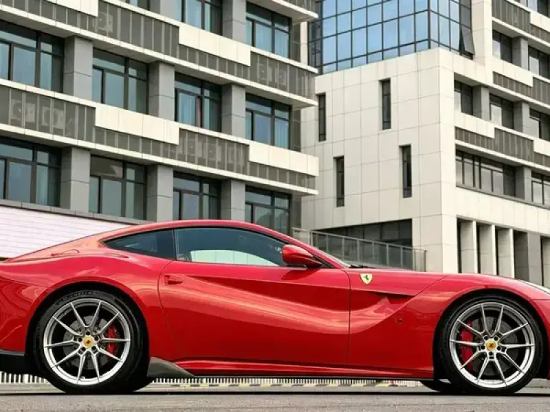 2013 Ferrari F12 с пробегом 68 000 км