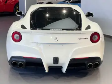 2013 Ferrari F12 с пробегом 21 000 км