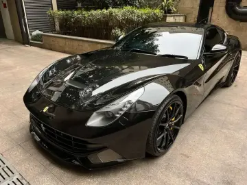 2013 Ferrari F12 с пробегом 38 000 км