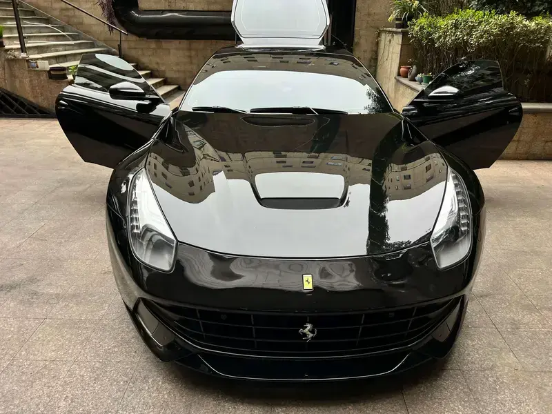 2013 Ferrari F12 с пробегом 38 000 км