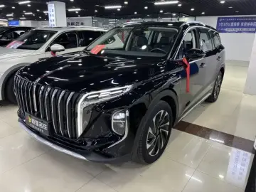 2024 Hongqi HS7 с пробегом 18 000 км