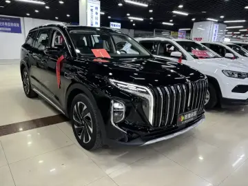 2024 Hongqi HS7 с пробегом 18 000 км