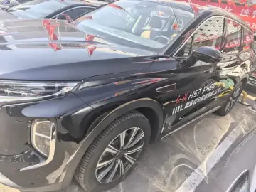 2025 Hongqi HS7 с пробегом 5 000 км