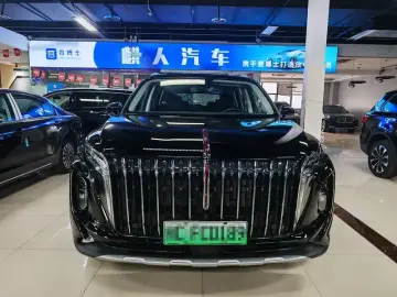 2024 Hongqi HS7 с пробегом 17 000 км