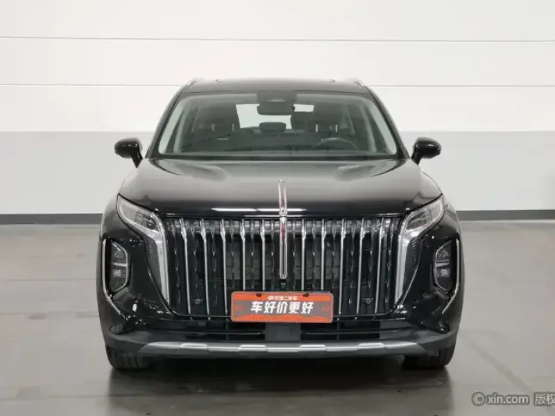2024 Hongqi HS7 с пробегом 27 000 км