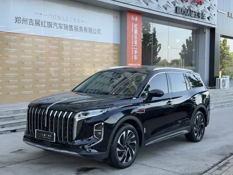 2024 Hongqi HS7 с пробегом 16 000 км