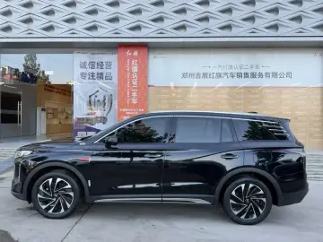 2024 Hongqi HS7 с пробегом 16 000 км