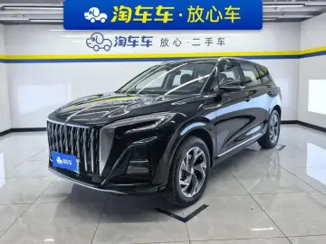 2025 Hongqi HS3 с пробегом 15 000 км