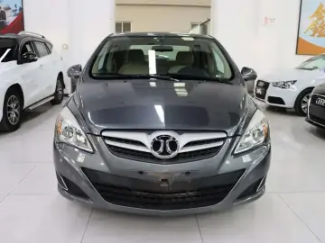 2013 BAIC E-Series с пробегом 19 000 км