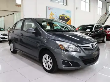 2013 BAIC E-Series с пробегом 19 000 км