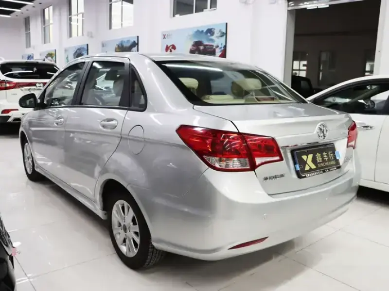 2013 BAIC E-Series с пробегом 35 000 км