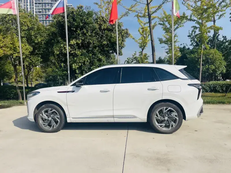 2024 Hongqi HS3 с пробегом 26 300 км