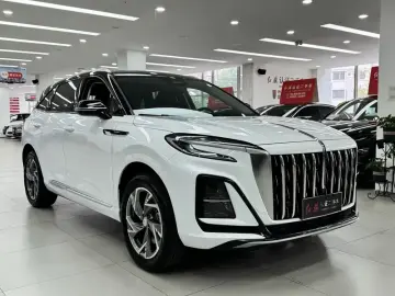 2024 Hongqi HS3 с пробегом 6 000 км
