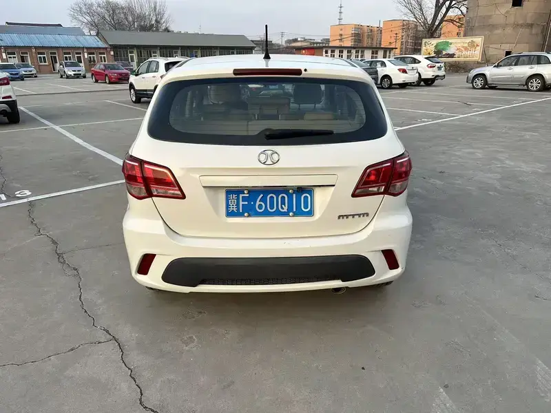 2015 BAIC Senova D20 с пробегом 108 000 км