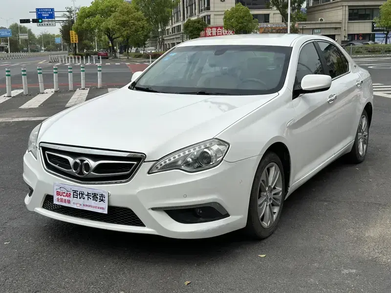 2013 BAIC Senova D70 с пробегом 80 000 км