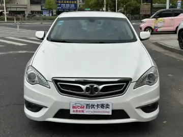 2013 BAIC Senova D70 с пробегом 80 000 км