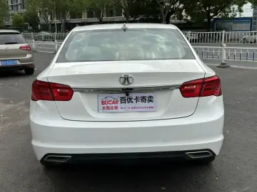 2013 BAIC Senova D70 с пробегом 80 000 км