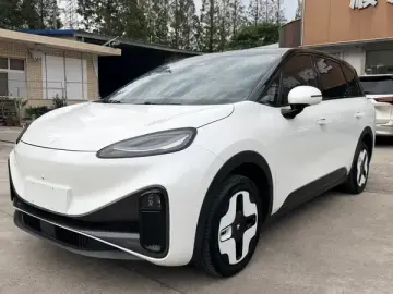 2023 Arcfox Koala с пробегом 40 000 км