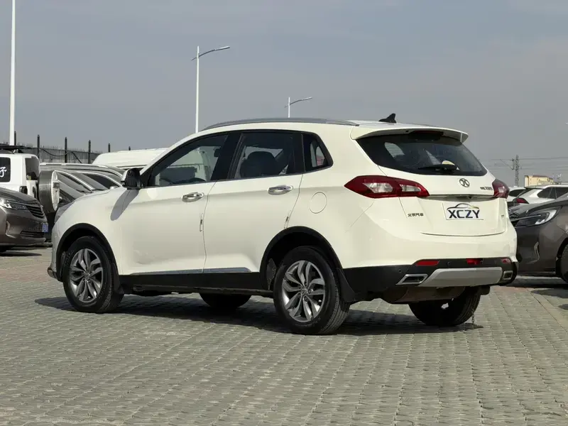2015 BAIC Senova X65 с пробегом 168 000 км