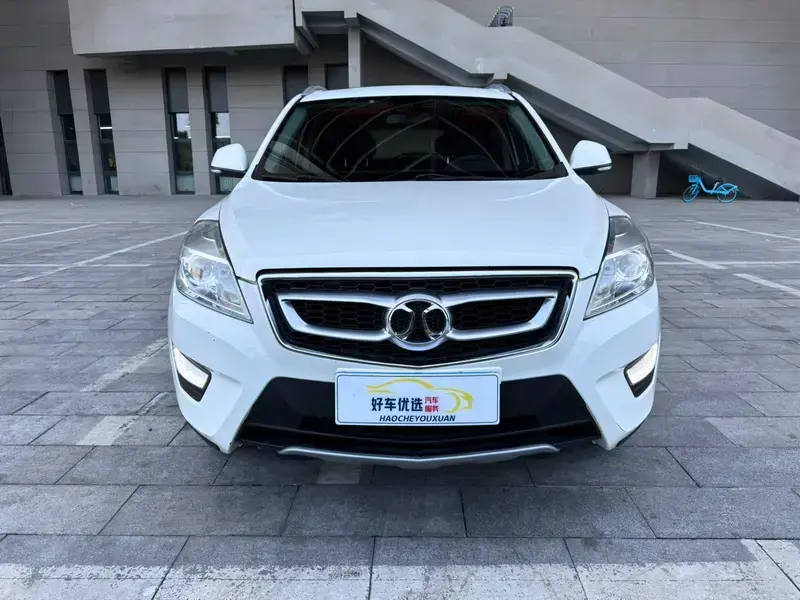 2015 BAIC Senova X65 с пробегом 130 000 км