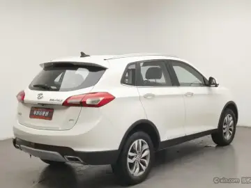 2015 BAIC Senova X65 с пробегом 85 900 км