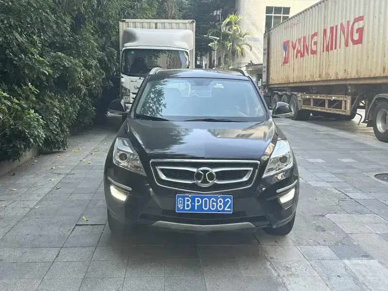 2015 BAIC Senova X65 с пробегом 86 000 км