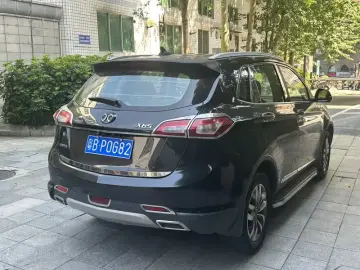 2015 BAIC Senova X65 с пробегом 86 000 км