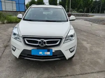 2015 BAIC Senova X65 с пробегом 59 000 км