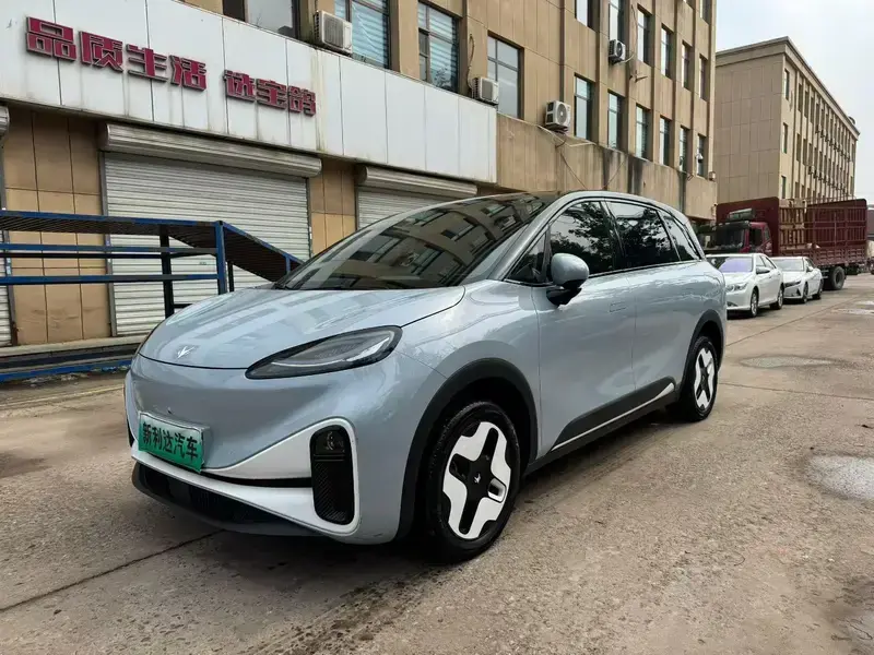 2023 Arcfox Koala с пробегом 29 000 км