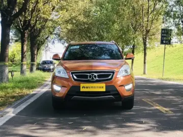 2015 BAIC Senova X65 с пробегом 94 000 км