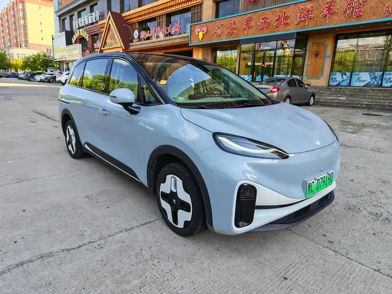 2023 Arcfox Koala с пробегом 27 000 км