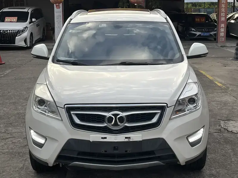 2015 BAIC Senova X65 с пробегом 93 000 км