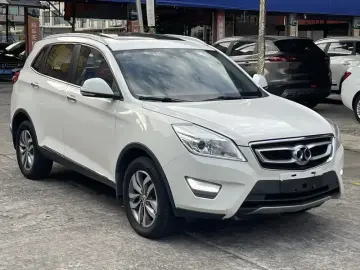 2015 BAIC Senova X65 с пробегом 93 000 км