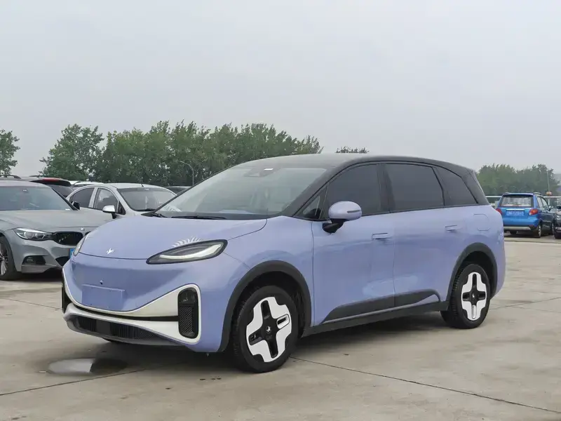 2023 Arcfox Koala с пробегом 50 000 км