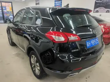 2015 BAIC Senova X65 с пробегом 92 000 км