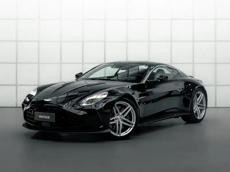 2024 Aston Martin Vantage с пробегом 6 000 км