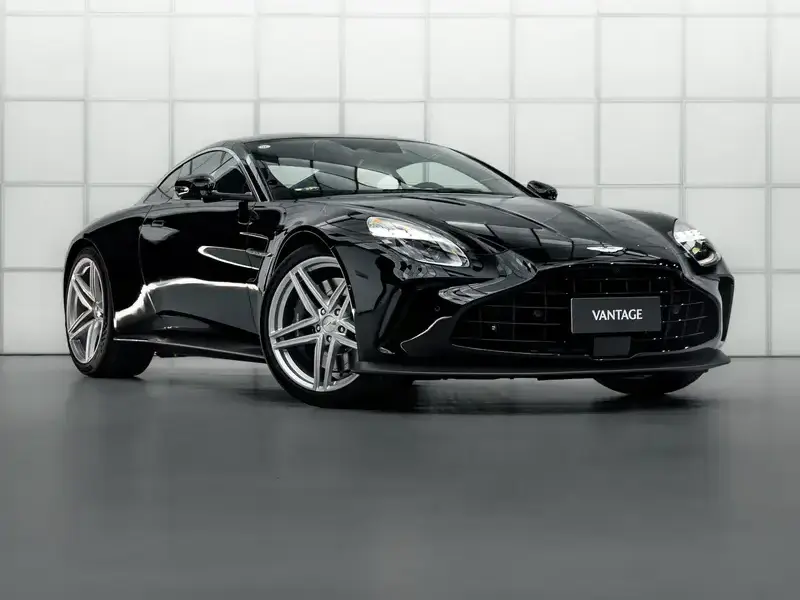 2024 Aston Martin Vantage с пробегом 6 000 км