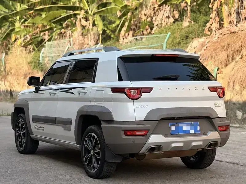 2016 BAIC Beijing Offroad BJ20 с пробегом 156 000 км