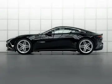 2024 Aston Martin Vantage с пробегом 6 000 км