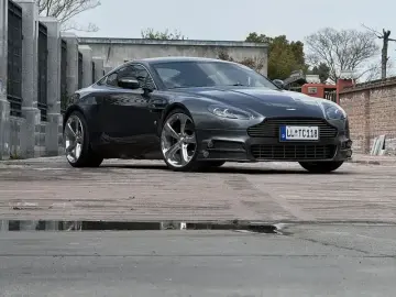 2007 Aston Martin Vantage с пробегом 37 000 км