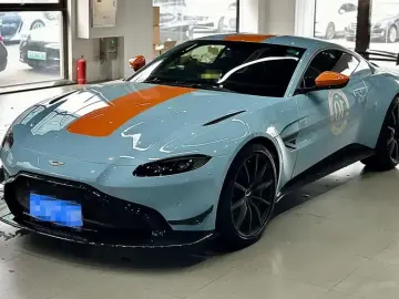 Aston Martin Vantage