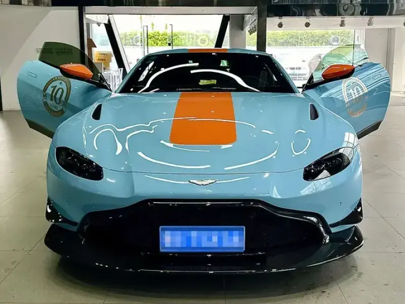 2020 Aston Martin Vantage с пробегом 22 000 км