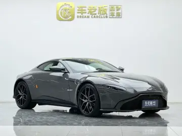 2022 Aston Martin Vantage с пробегом 8 600 км