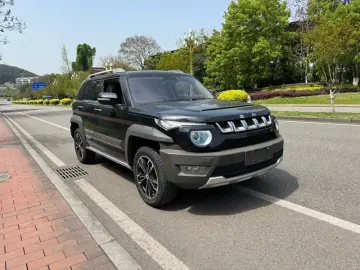 2016 BAIC Beijing Offroad BJ20 с пробегом 120 000 км