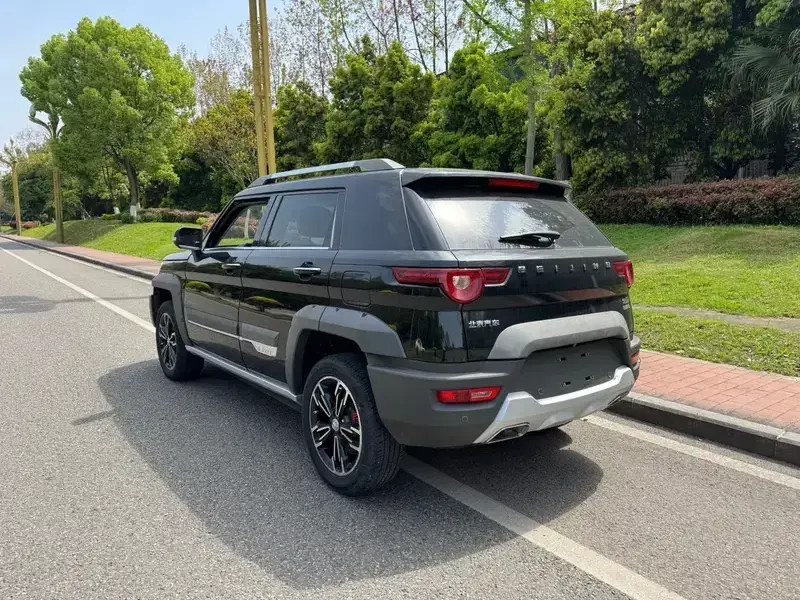 2016 BAIC Beijing Offroad BJ20 с пробегом 120 000 км